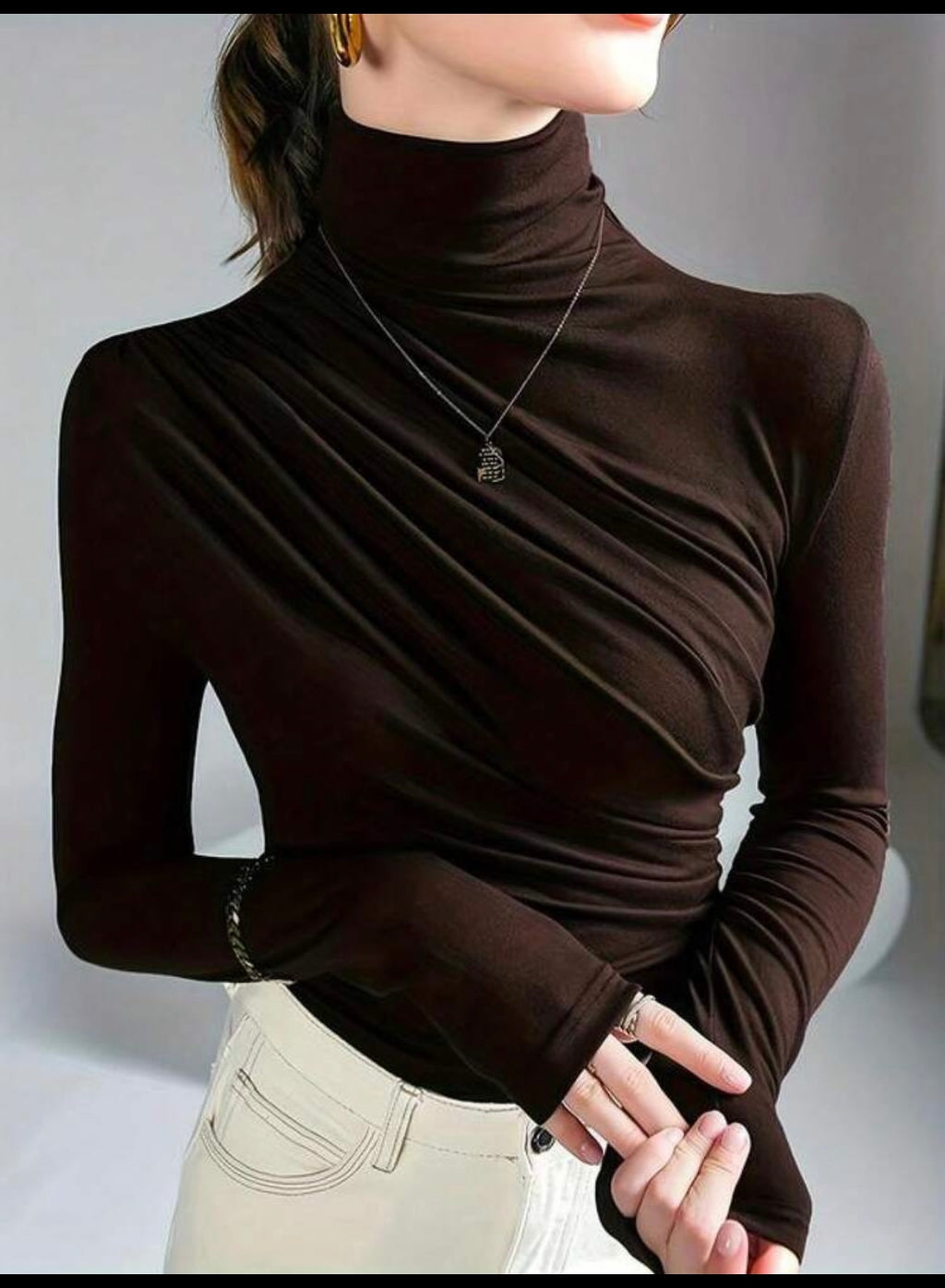 Women Sophisticated Solid Color Turtleneck